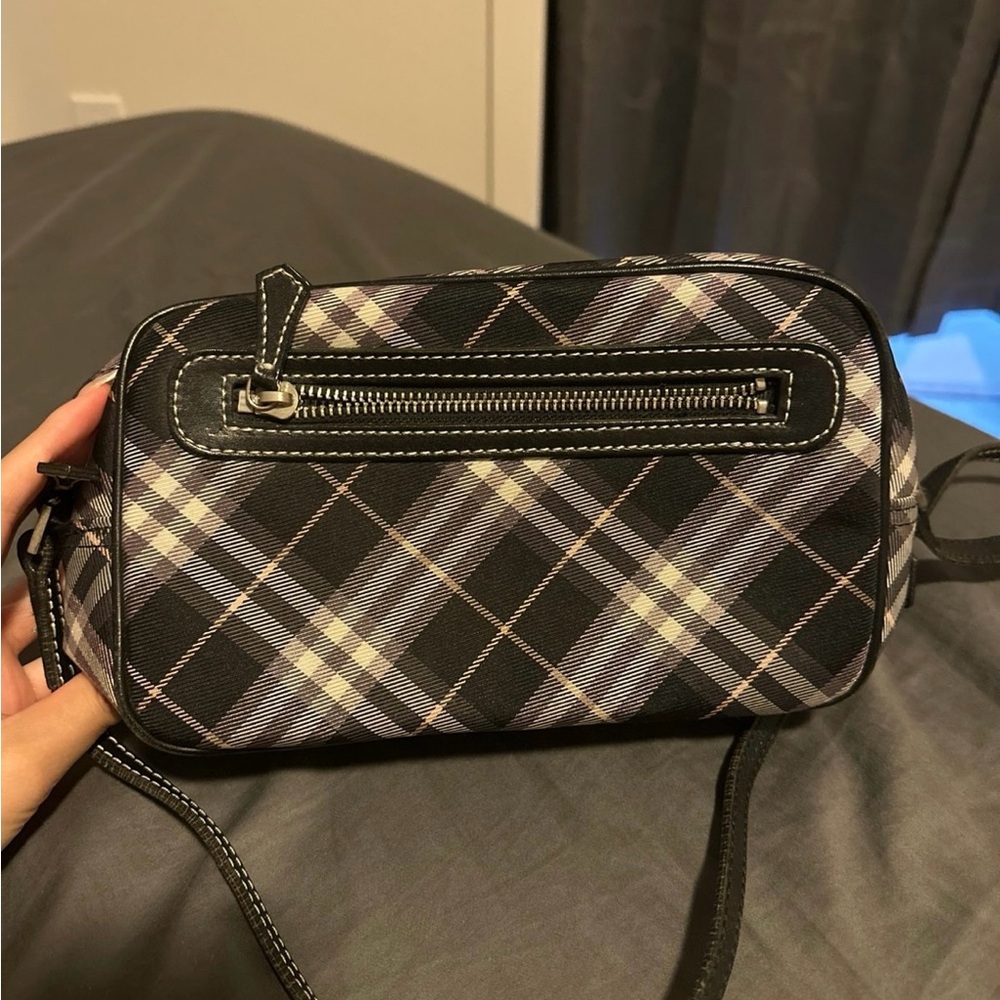 Burberry Vintage Plaid Zip Pouch Crossbody Bag - Black & Mauve - Picture 2 of 4